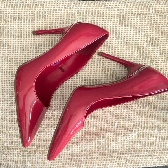 Marc Fisher stiletto shoes - Picture 7 of 12